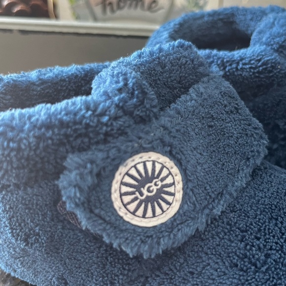UGG Baby Bixbee Bootie Slippers - Picture 5 of 8